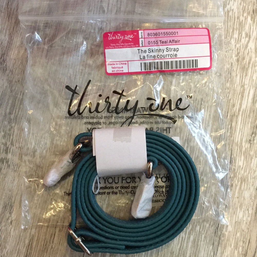 Thirty-One Skinny Strap Teal NEW